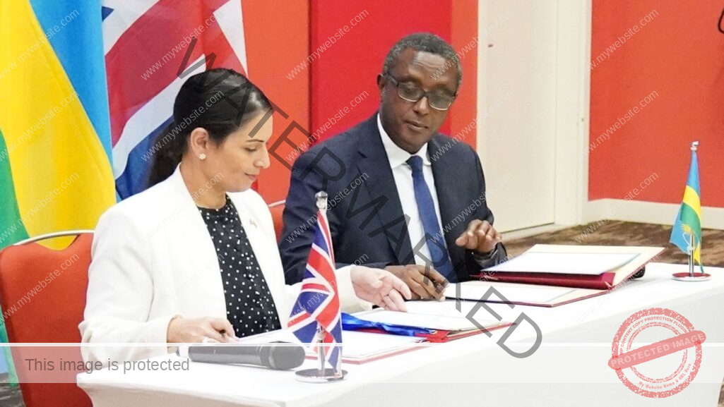 Rwanda Minister signs the migration deal with UK Home Secretary.